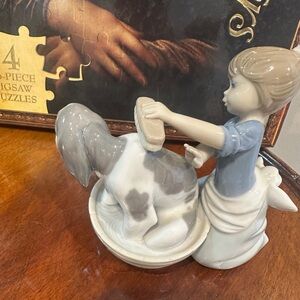 Charming Ceramic Figurine - Blue and White